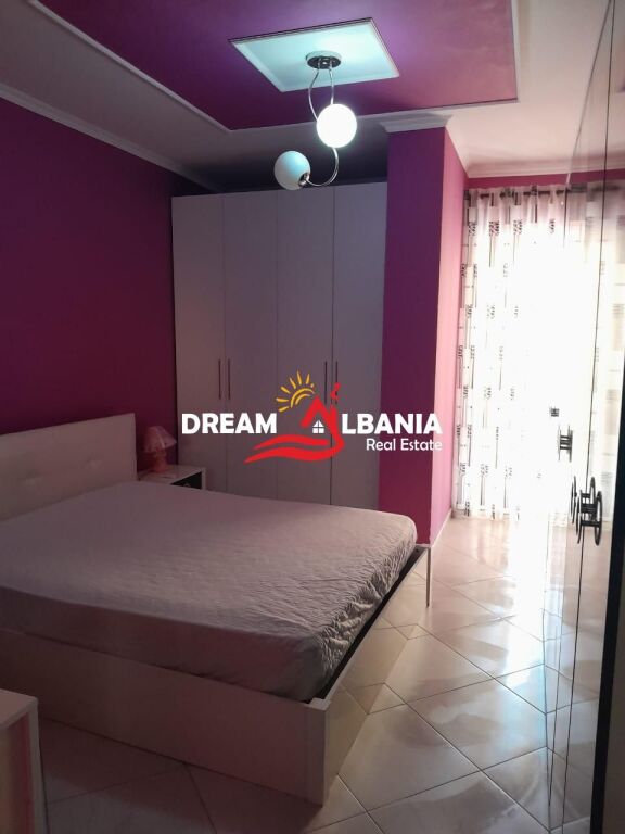 Jepet Apartament 2+1 ne zonen e Yzberishtit prane Rruges 3 Deshmoret  ( ID 42215493 )