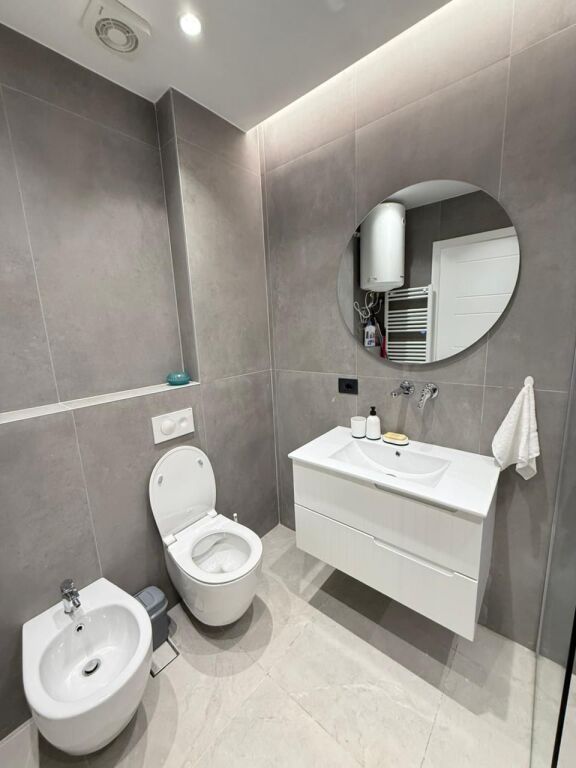 🏡 Appartamento 1+1 in Affitto – Zona del Liceo (vicino a RTSH) ✨