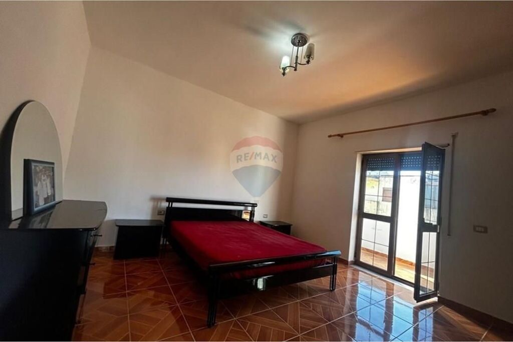 🏠 Appartamento 2+1+2 in Vendita – Via Zaho Koka, Vlora