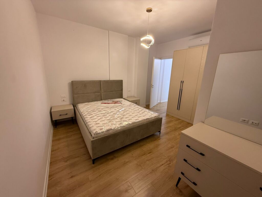 Qera, Apartament 1+1,  Rezidenca Trio Towers, Don Bosko.