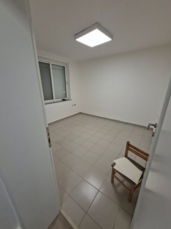 OFFICE SPACE NEAR VASIL SHANTO BRIDGE 600 €