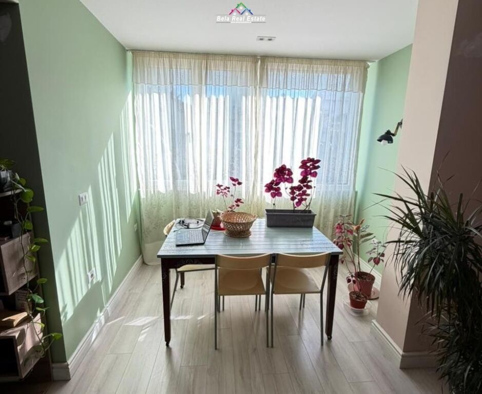 Appartamento In Affitto 2+1 Vicino Al Vecchio Mercato Elettrico (ID B221404) Tirana