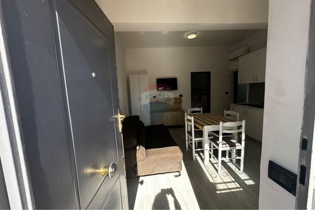 Apartament 1+1 për shitje/qira Çole e Re, Vlorë