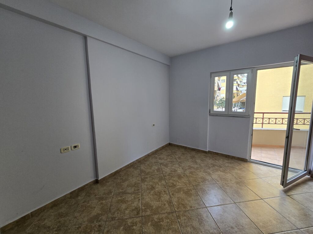 Apartament 2+1+2 per shitje Eleonora (Komuna Parisit)