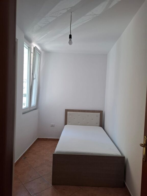 🏠 Jepet me Qera Apartament 2+1 tek Kika 1, ne Komunen e Parist