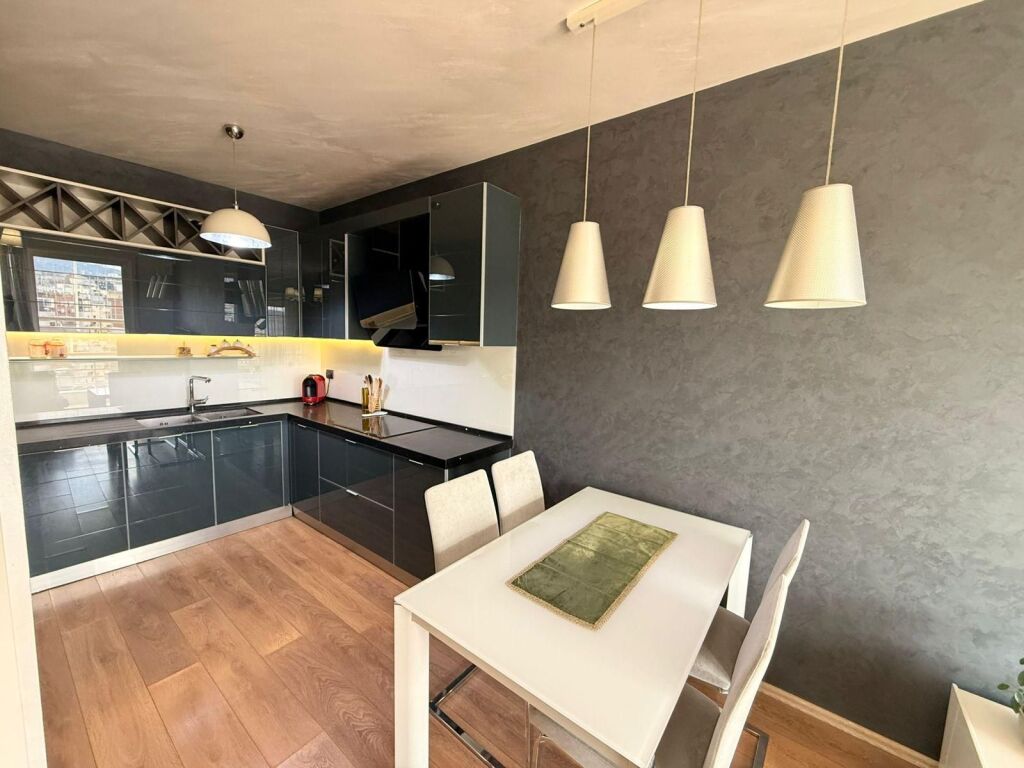 Shesim Apartament 2+1+2 + post te kompleksi Panorama