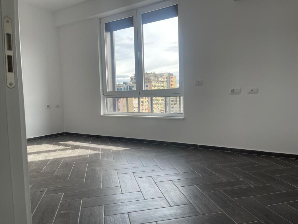 Office space for rent - Myslym Shyri