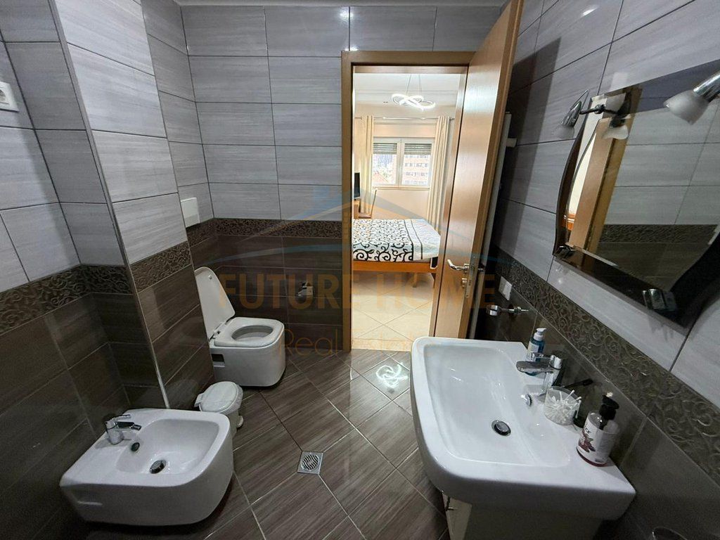 Affitto, Appartamento 2+1+2+Posto Auto, Nuovo Anello, Tirana