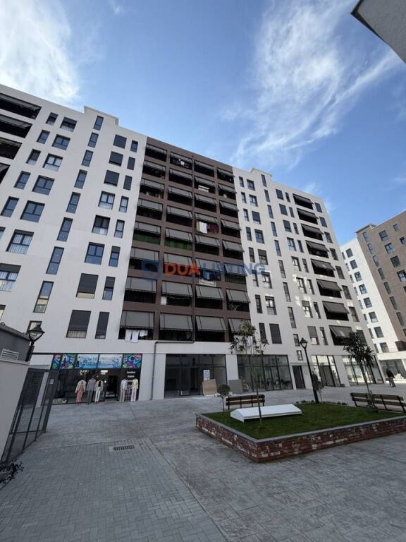 Apartment 1+1 for sale in Kamez!