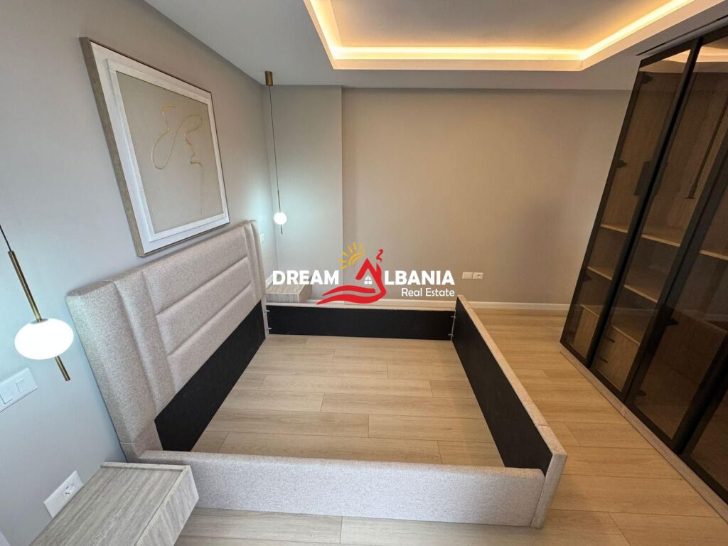 Appartamento 2+1+2 in vendita a Myslym Shyr, vicino all'ex Esposizione a Tirana (ID 41212137)