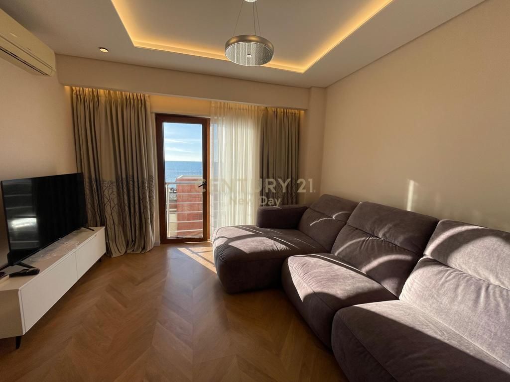 Apartament me qera 2+1+2 Currila