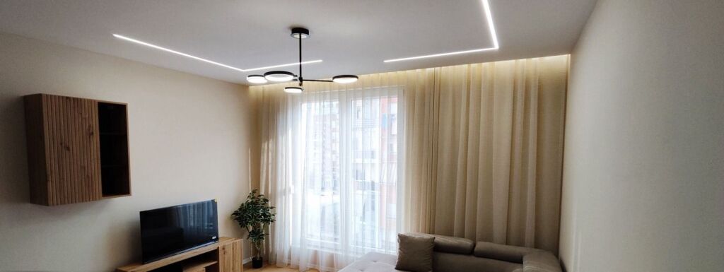 For rent Apartment 1+1, Petrela street Train Station 700 thousand lek