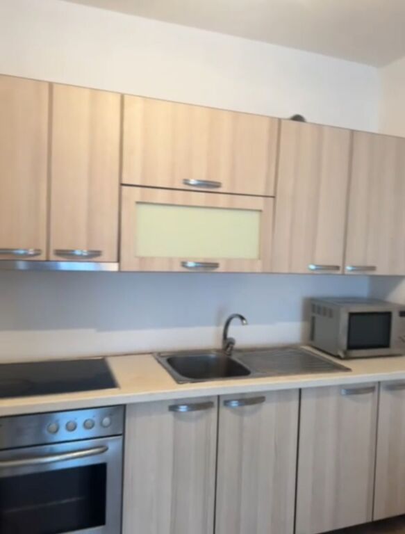🏢 Appartamento 1+1 in affitto – Kombinat