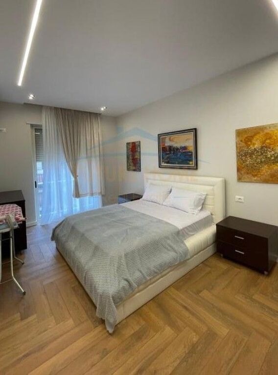 Rent, Apartment 2+1+PARKING SPACE, New Bazaar, Tirana.