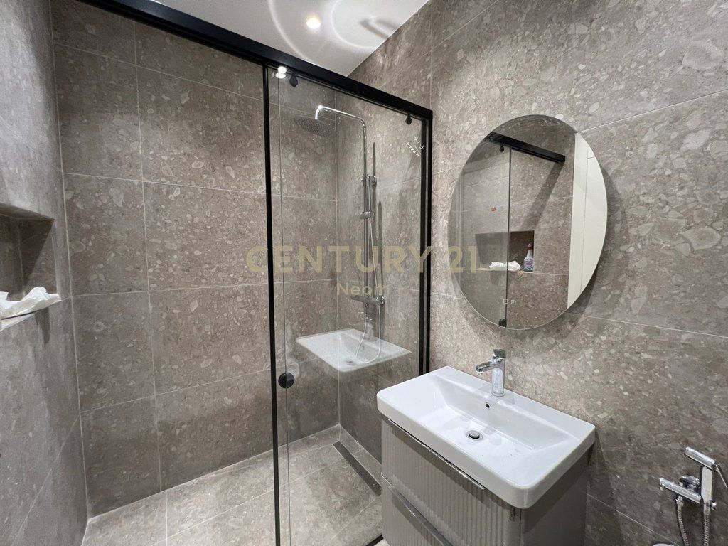Appartamento 2+1+2 in Vendita ad Astir – 110 m²