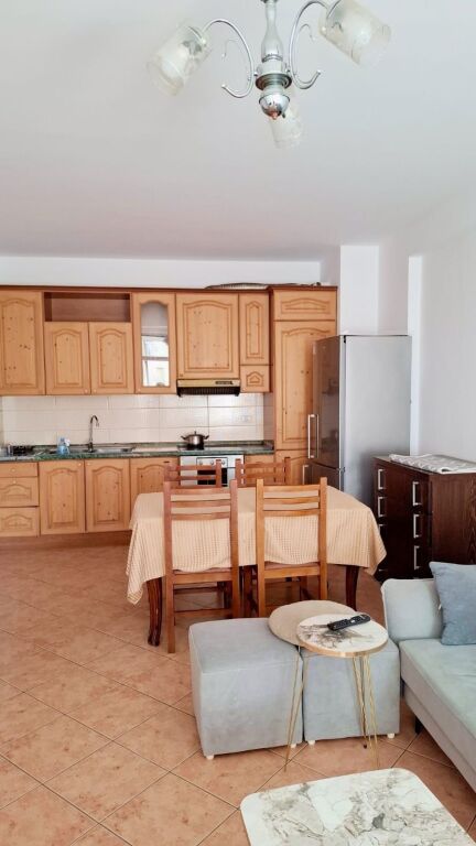 🏠 Jepet me Qera Apartament 2+1 tek Kika 1, ne Komunen e Parist