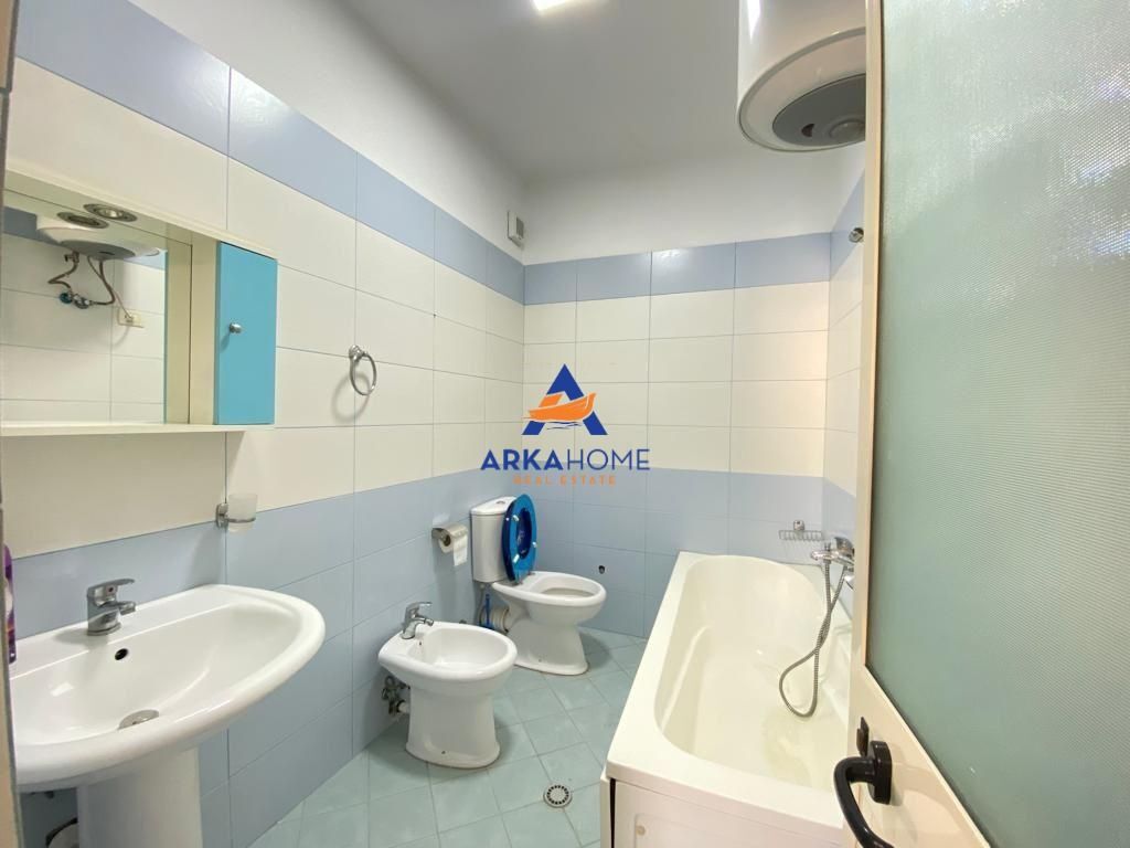 VENDESI APPARTAMENTO 3+1+2BALCONI "A ASTIR, VICINO A DUE PALME" 210.700 EURO