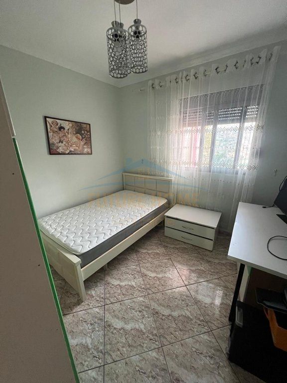 Qera, Apartament 2+1+2, Allias