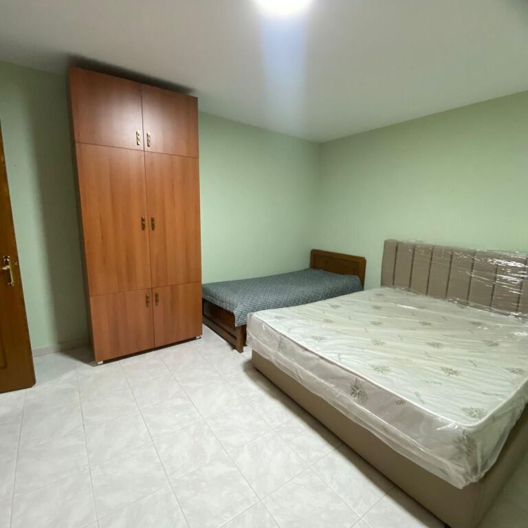 Apartament 2+1+2 me qera Xhamia e Tabakeve