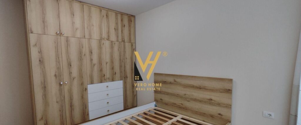 AFFITTASI APPARTAMENTO 1+1+BLK IN VIA BULEVARDI I RI 65.000 LEKE