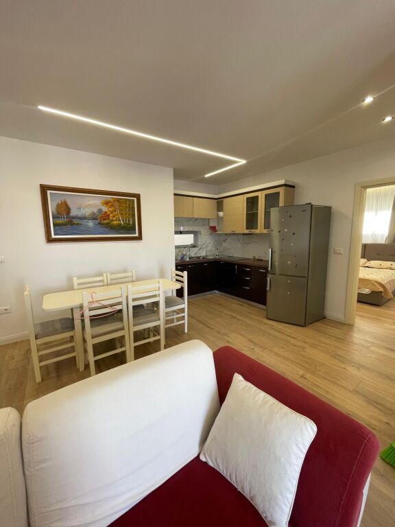 Apartment 2+1 for rent in the highly sought-after area near the former URT Durres.