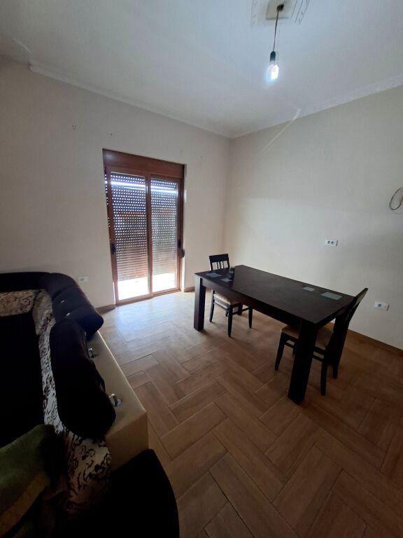 APPARTAMENTO 3+1+2 IN AFFITTO + parcheggio  KODRA E PRIFTIT 450 euro