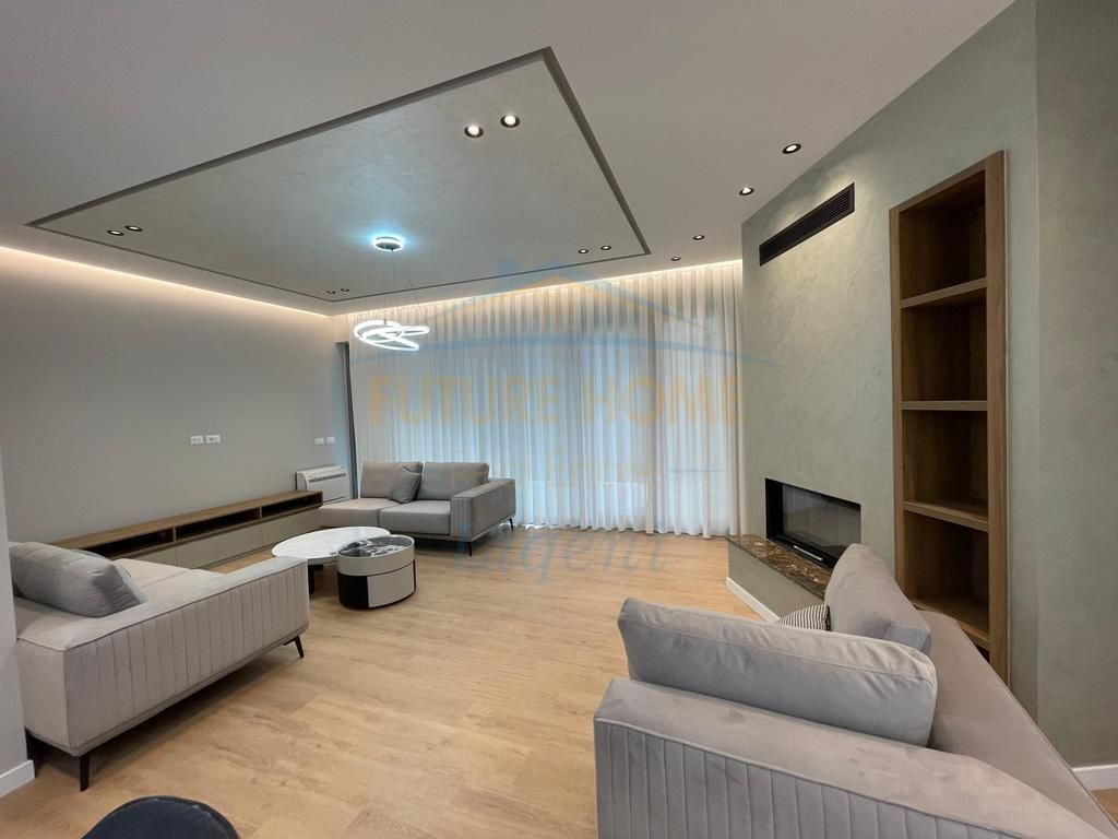 Affitto, Villa su 3 Piani, Green Valley, Lago Secco