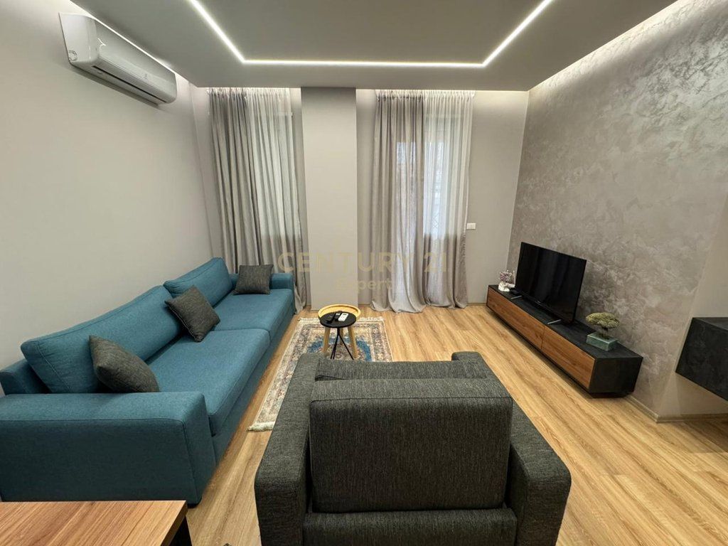 APARTAMENT 1+1 PER QIRA TEK FOLEJA E GJELBER