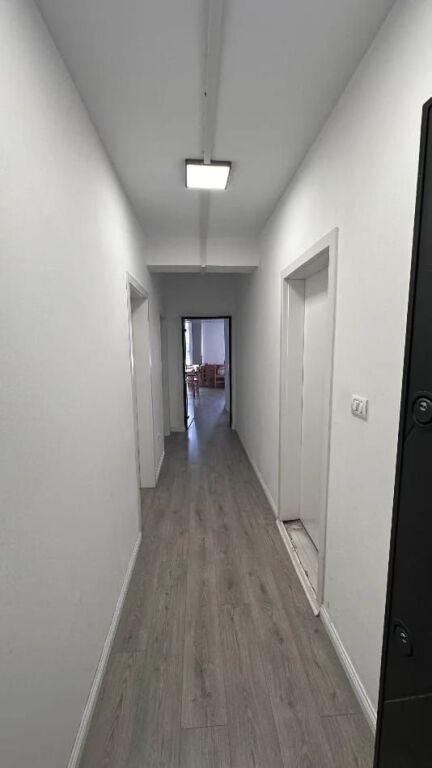 ZYRE ME QERA 116 M2 VASIL SHANTO 1.200 EURO