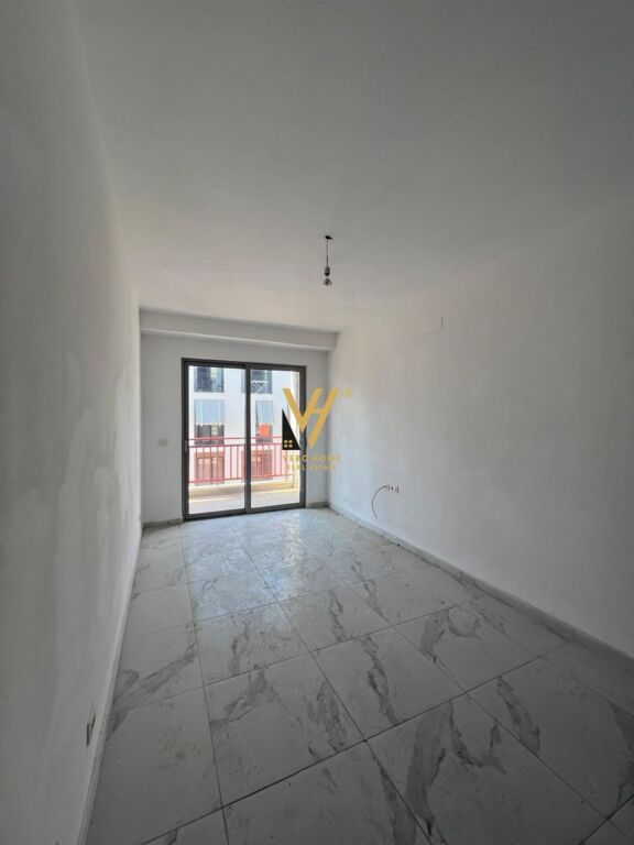 JEPET APARTAMENT 2+1+BLK ME QIRA NE KOMBINAT 35.000 LEKE