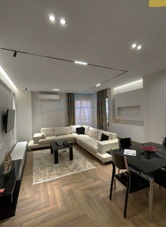 Rent, Apartment 2+1+Parking Space, New Bazaar, Tirana