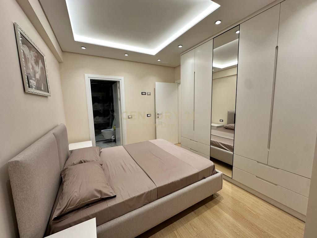 Apartament me qera 2+1+2 Currila