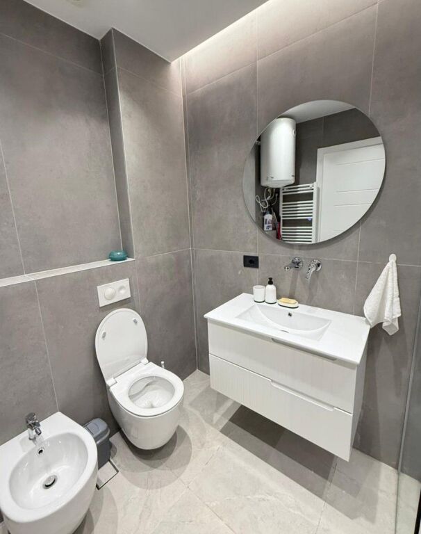 📌 Apartament 1+1 me Qira – Zona e Liceut ,pranë RTSH-së