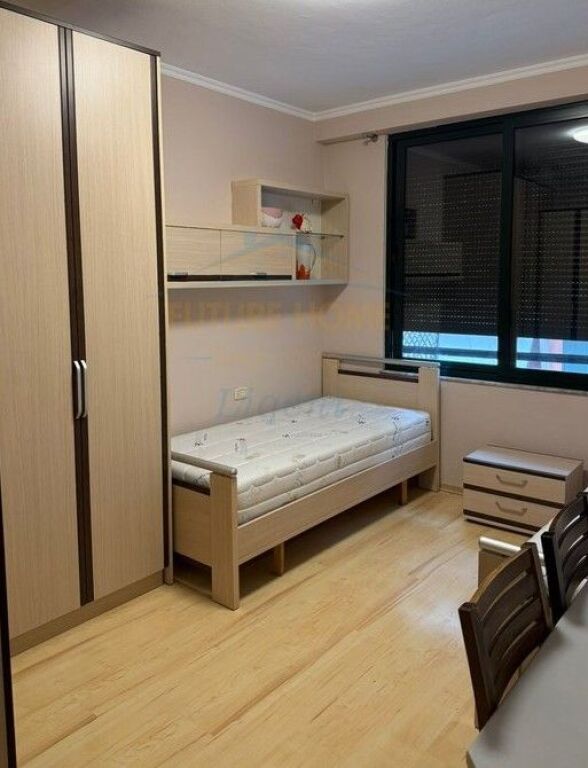Qera, Apartament 2+1+2, 21 Dhjetori, Tiranë