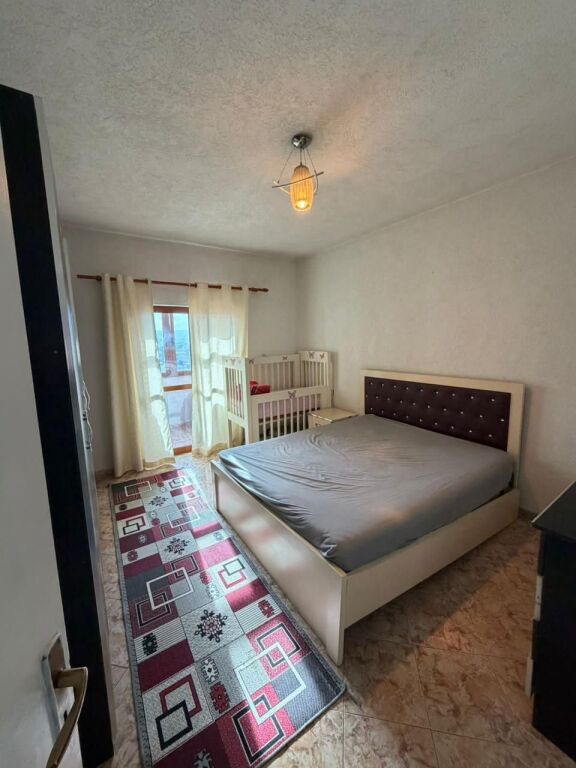 🏠 IN AFFITTO – APPARTAMENTO 3+1 📍 Posizione: Vicino all'Ospedale Militare 💶 Prezzo: 500 €