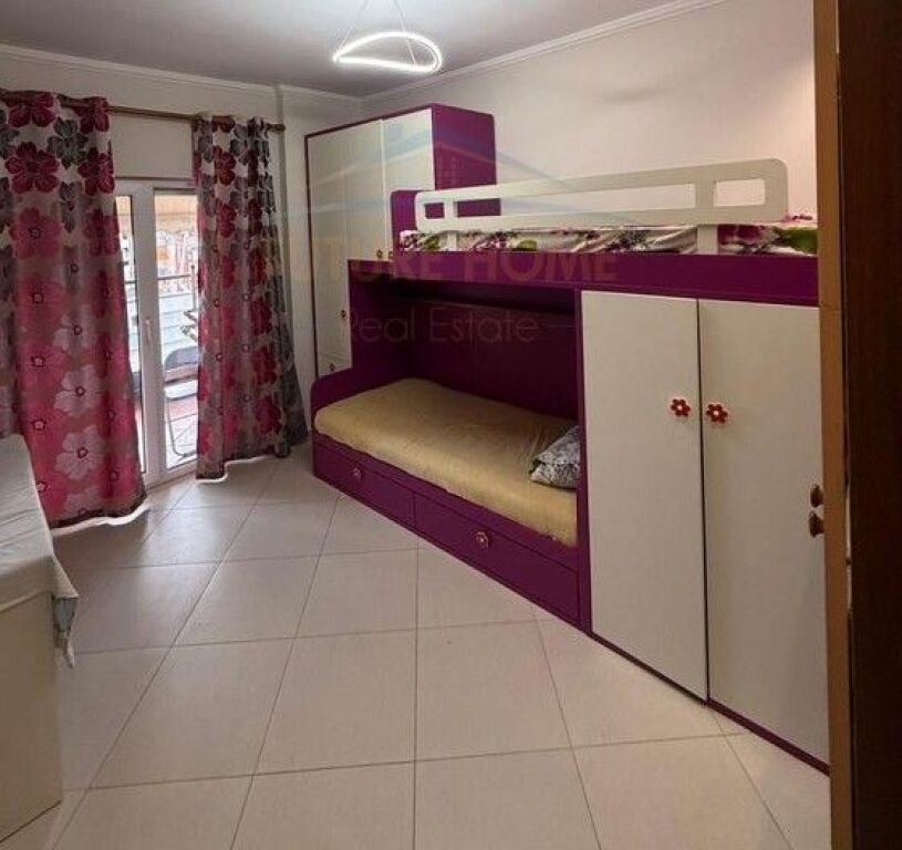 Affitto, Appartamento 2+1+2+Posto Auto, Nuovo Anello, Tirana