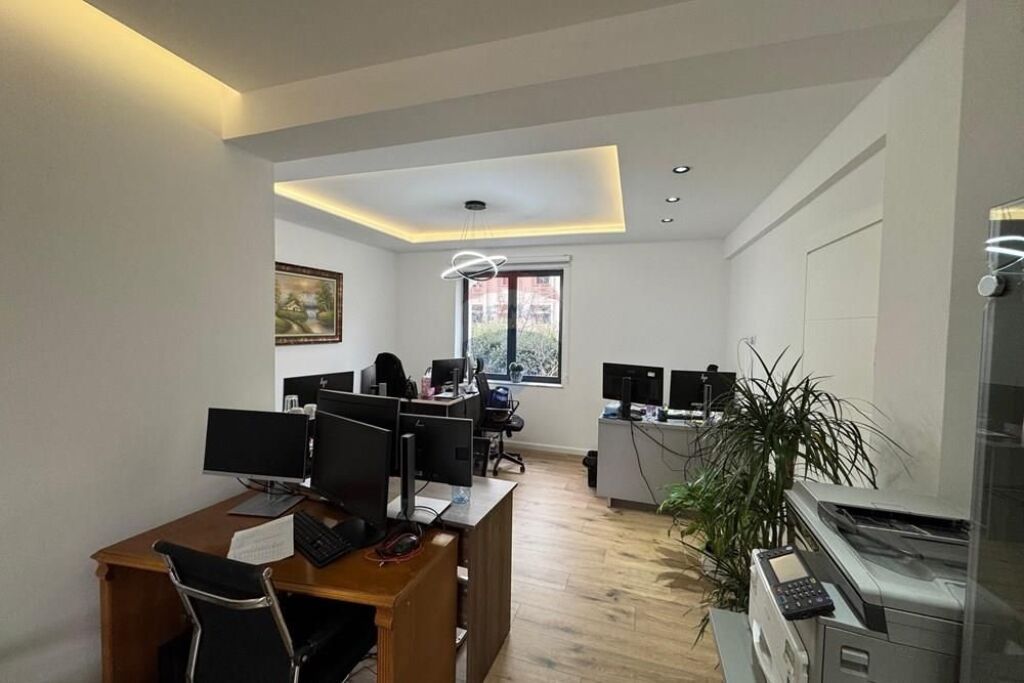 Appartamento - In Affitto - Viale Zogu I, Tirana