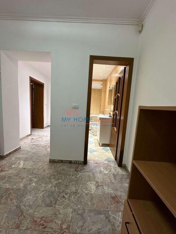 Office for rent at Willson Square Tirana