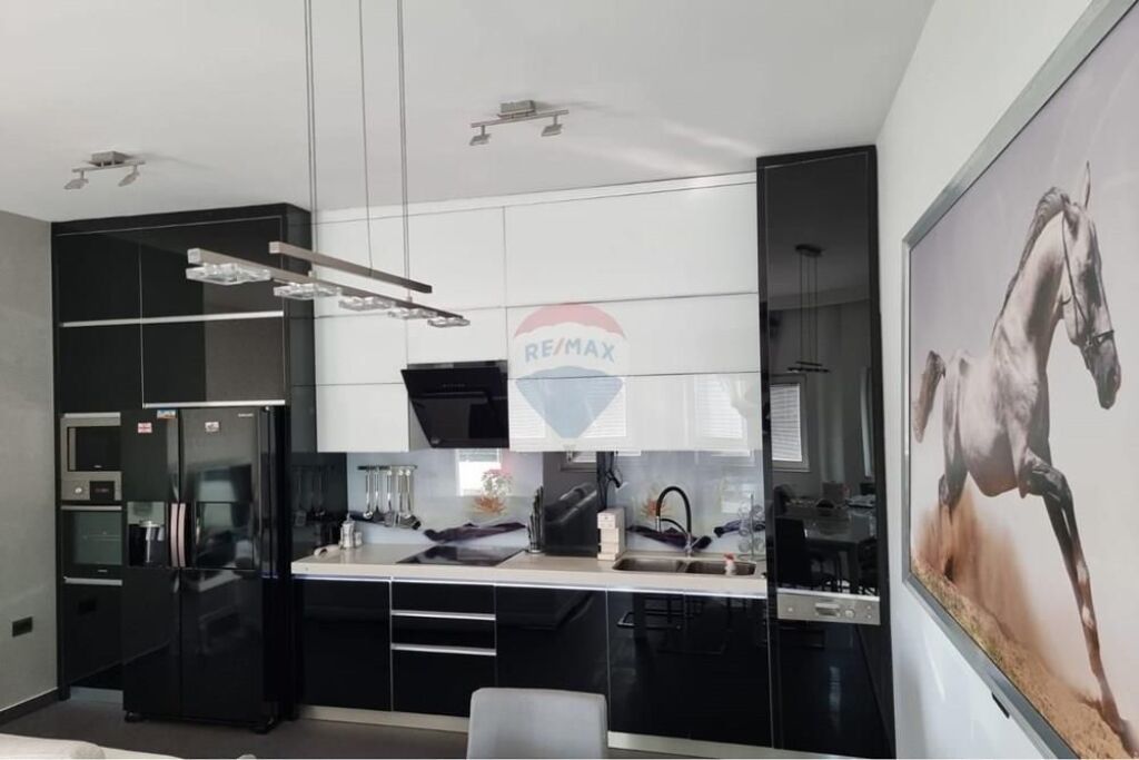 Apartment - For Rent - Siri Kodra, Tirana