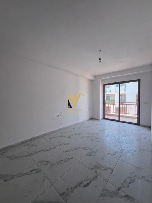 JEPET APARTAMENT 2+1+BLK ME QIRA NE KOMBINAT 35.000 LEKE