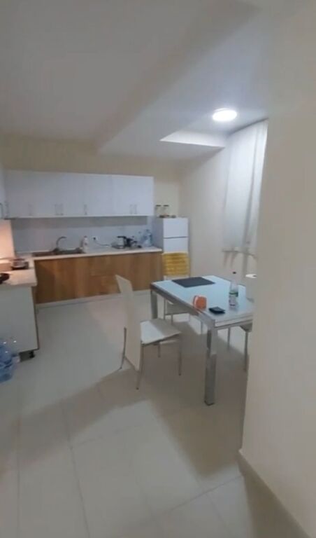 Appartamento 2+1 in affitto a Brryli !
