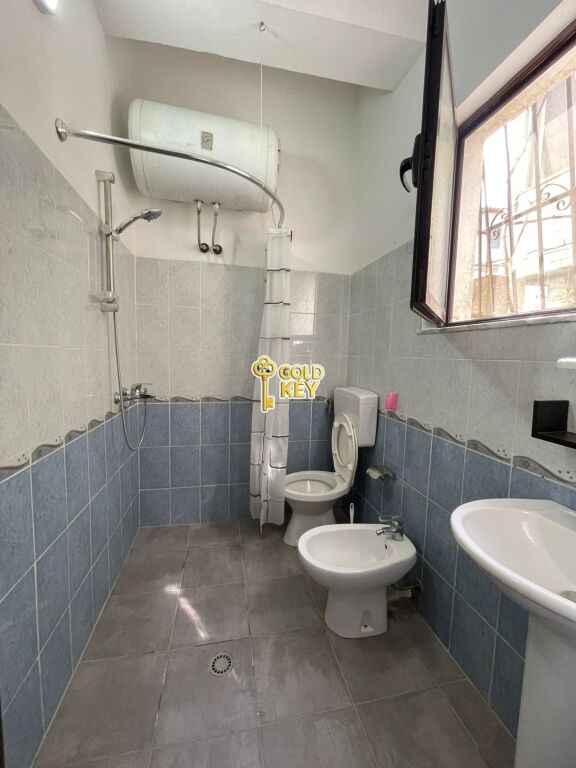 🏡 APARTAMENT ME QERA 1+1 – Ura e Dajlanit, Plazh Durrës 260 €