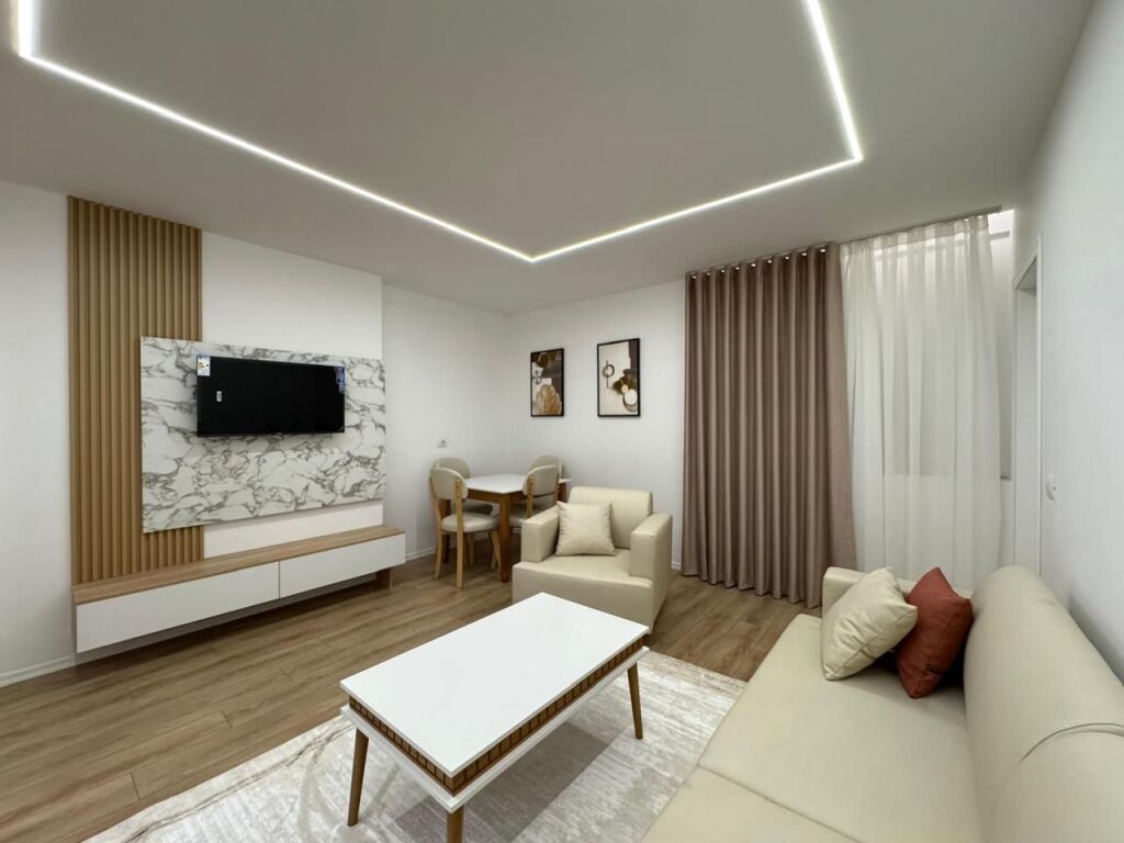 SUPER APARTAMENT 1+1 PER SHITJE TEK RRUGA FORTUZI