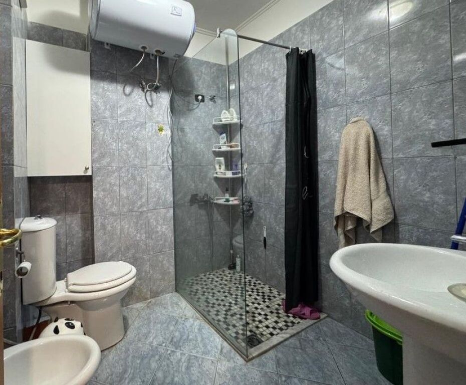 Shitet, Apartament 3+1+2, Kompleksi Grand, Ali Demi