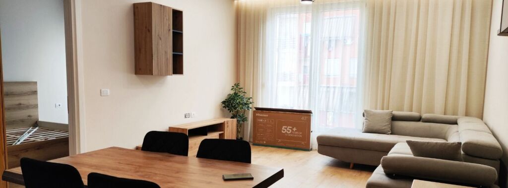 For rent Apartment 1+1, Petrela street Train Station 700 thousand lek
