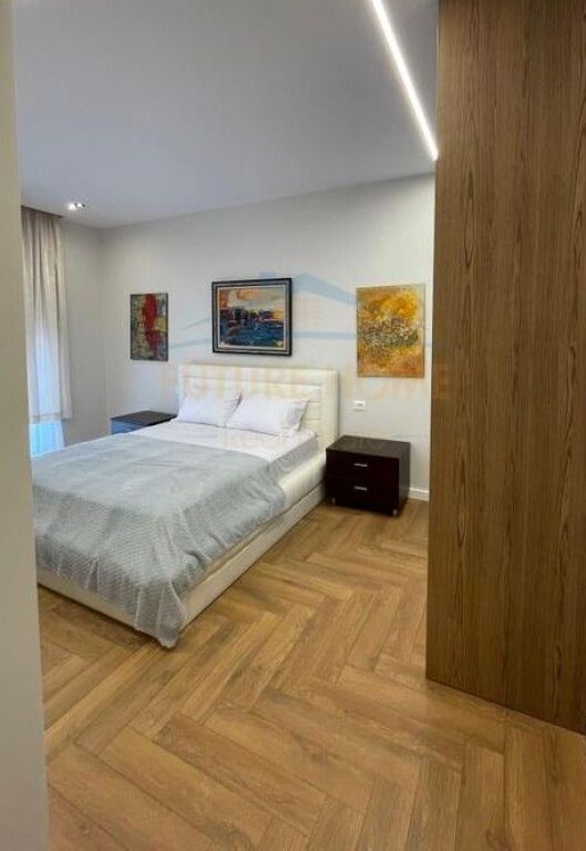 Rent, Apartment 2+1+PARKING SPACE, New Bazaar, Tirana.