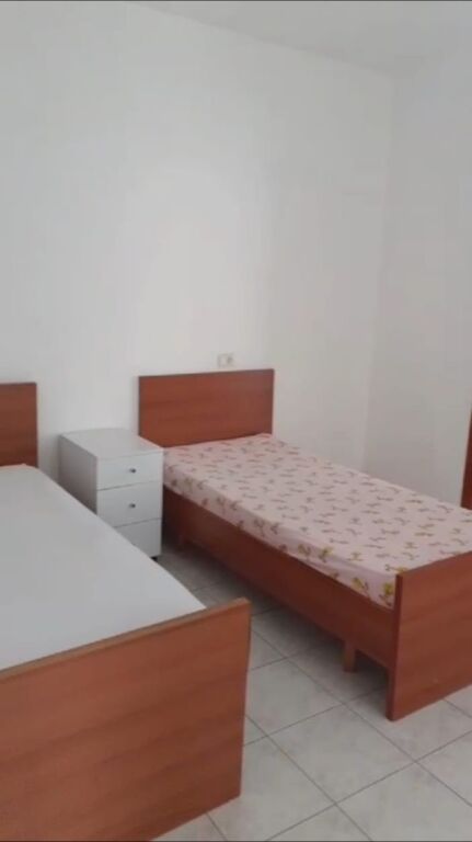 APPARTAMENTO 1+1.28000 LEKE. EX MERCATO ELETTRICO. BAR VA BENE