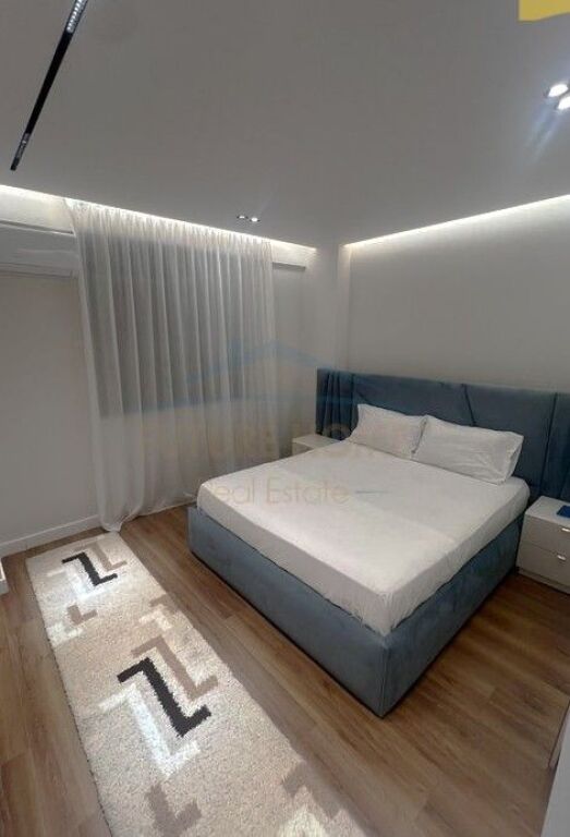 Rent, Apartment 2+1+2, New Bazaar, Tirana