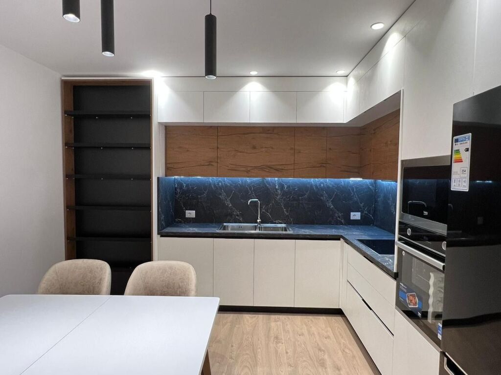 2+1 apartment for rent at Zogu i Zi!