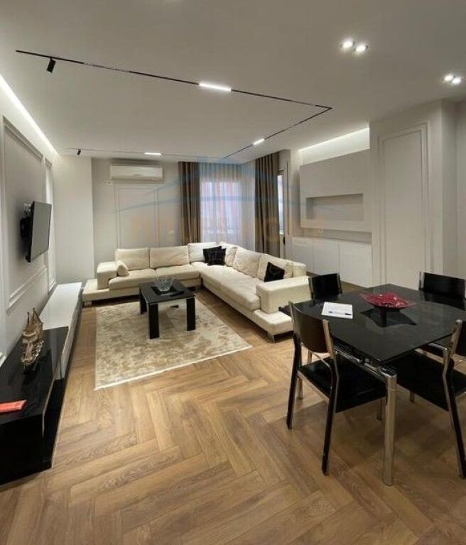 Rent, Apartment 2+1+PARKING SPACE, New Bazaar, Tirana.
